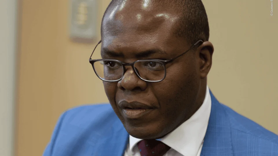 Ministro dos Direitos Humanos avalia situação de crianças no RS