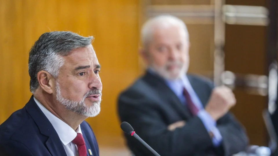 Saiba quem é Paulo Pimenta, ministro de Lula que vai comandar ações no RS