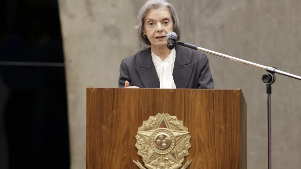 Eleições 2024: TSE abre canal para denúncia de desinformação durante campanha