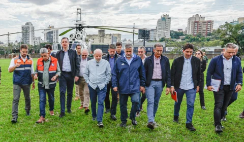‘Vamos ajudar o Rio Grande do Sul’, diz Lula após sobrevoar RS