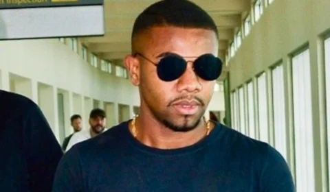 Após polêmica, faculdade que deu bolsa para Davi se manifesta