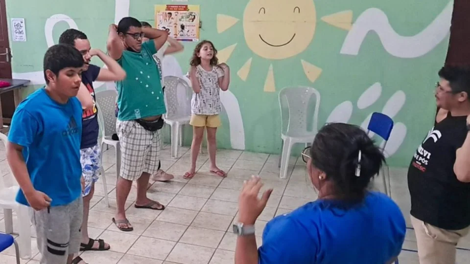 Atendimento a autistas pelo SUS é foco prioritário do Senado