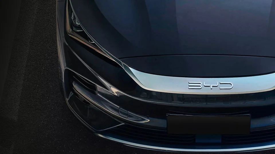 Na China, vendas de veículos elétricos crescem em abril