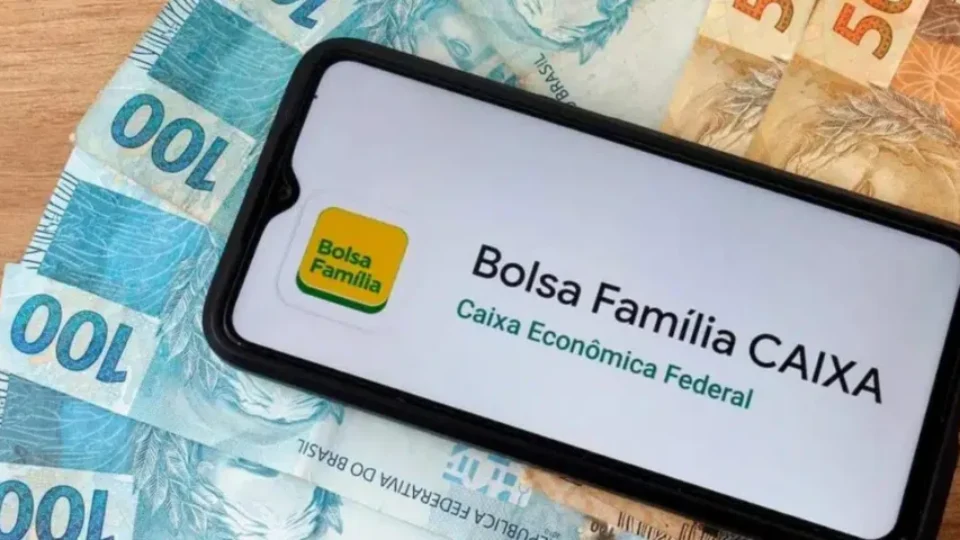 Caixa paga Bolsa Família a beneficiários com NIS de final 0; confira