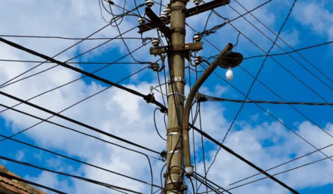 Cinco bairros devem ficar sem energia nesta segunda (20); confira