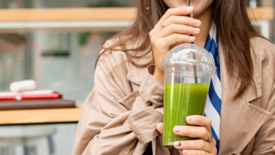 Como fazer suco de ora-pro-nóbis? Receita fácil e rápida