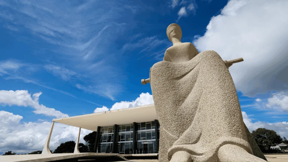 Entenda o que levou o STF suspender Lei do AM sobre linguagem neutra