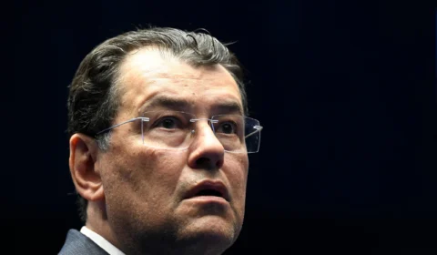 PRG pede para arquivar investigação de Eduardo Braga e Renan Calheiros