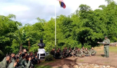 Forças Armadas da Venezuela avançam no Essequibo, território disputado com a Guiana