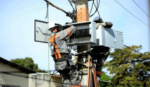 Falta de energia na Asa Norte (DF): Técnicos ficam feridos em acidente durante manutenção