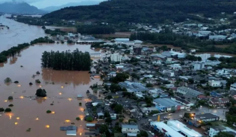 Sobe para 66 o número de mortes por causa das fortes chuvas no RS