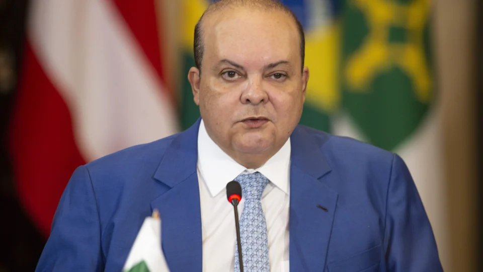 Ibaneis cria comitê de emergência no DF para arrecadar doações ao RS