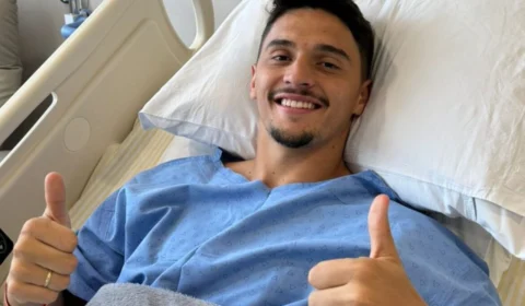 Jogador Pablo Maia passa por cirurgia e inicia recuperação