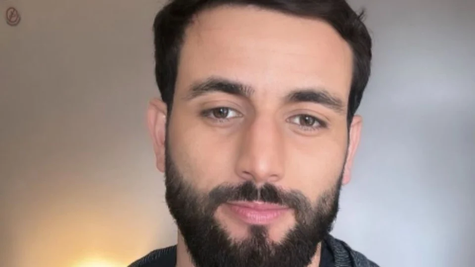 Matteus apresenta seus pets na web: ‘Cadê o Chico?’