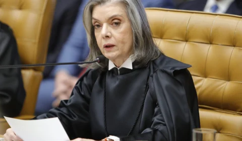 TSE: Cármen Lúcia substitui hoje Moraes na presidência