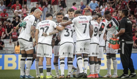 Brasileirão: Vasco perde para o Athletico e segue no Z-4