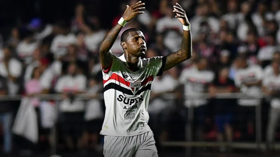 Brasileirão: De virada, São Paulo vence o Fluminense