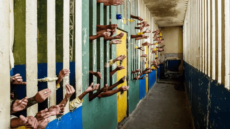 Congresso pode decidir hoje se saidinha de presos ficará proibida