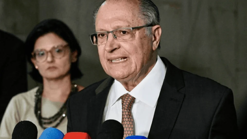 Doações internacionais de produtos usados serão permitidas para o RS