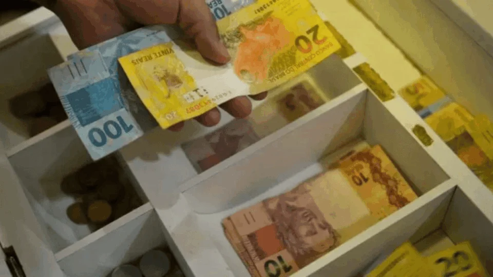 PIS/PASEP 2024: pagamento para nascidos em julho é divulgado