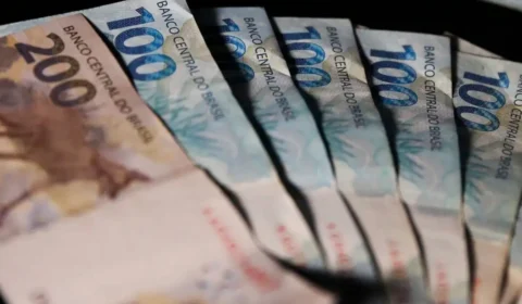 13º salário será antecipado no Amazonas? Governo faz alerta