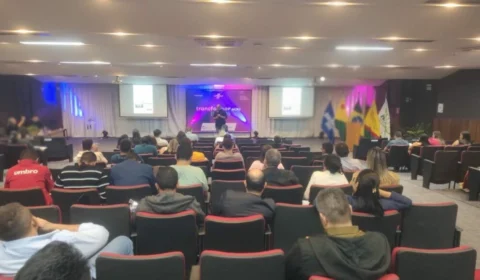 Governo do Acre apresenta Comprac como case de sucesso em evento econômico