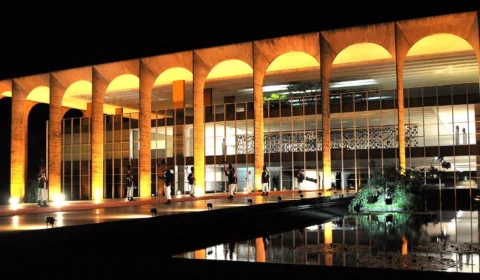 Greve inédita: diplomatas brasileiros indicam paralisação pela 1ª vez na história