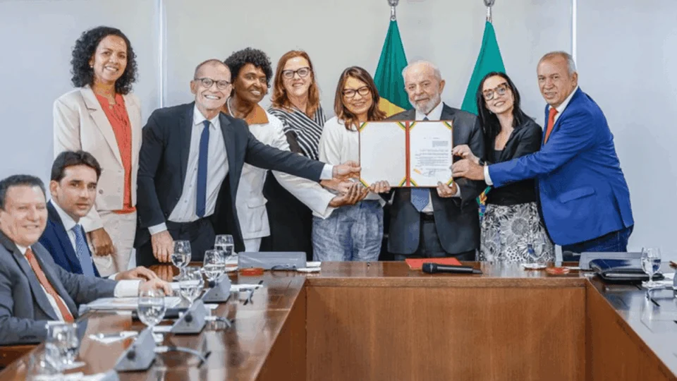 Violência doméstica: sancionada lei que resguarda nome da vítima