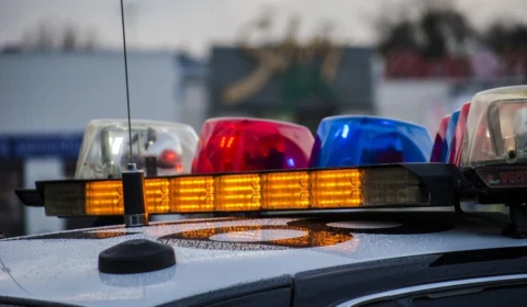 VÍDEO FORTE: cadáver é encontrado boiando no Rio Negro em Manaus