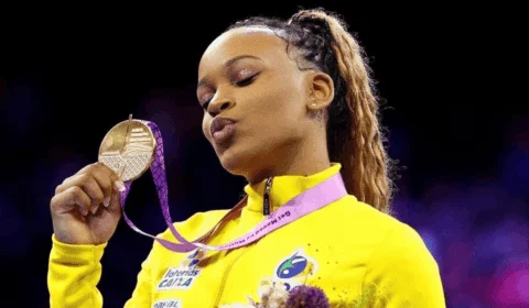 Rebeca Andrade ganha versão em Barbie; veja boneca