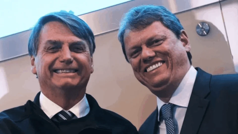Tarcísio volta a negar que irá para o PL de Bolsonaro