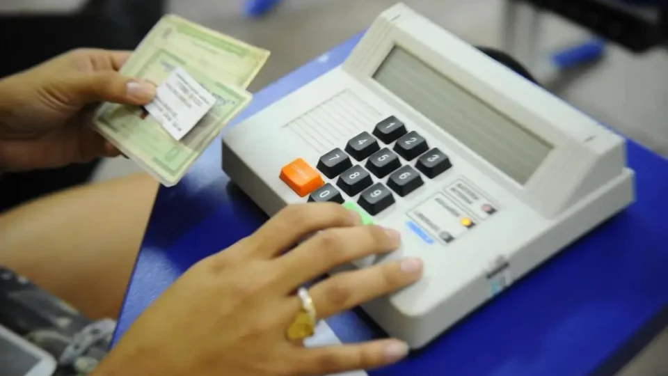 Com prazo no fim, veja como regularizar Título de Eleitor