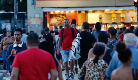 Ministros homenageiam trabalhadores nas redes sociais