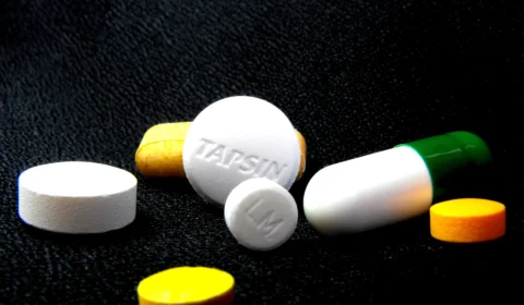 Enfermeiros poderão prescrever medicamentos a pacientes