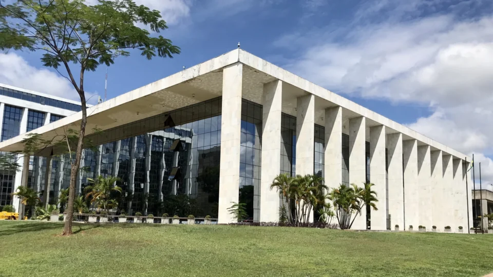 DF: homem ganhará indenização do estado após perder a visão