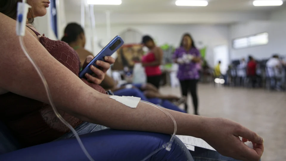 ANS fixa reajuste máximo de 6,91% para planos de saúde