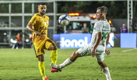 Amazonas perde para a Chapecoense e segue perto do Z4