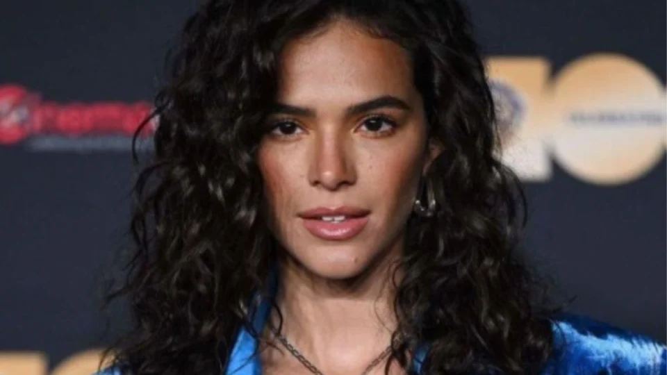 Foto de Bruna Marquezine no Dia dos Namorados levanta suspeitas