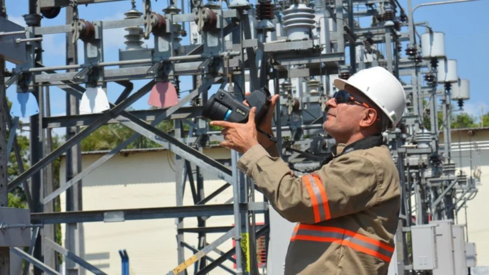 Onze bairros de Manaus e interior ficam sem energia nesta quarta-feira (11/9)