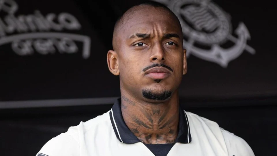 Corinthians informa saída de zagueiro para o futebol europeu; veja