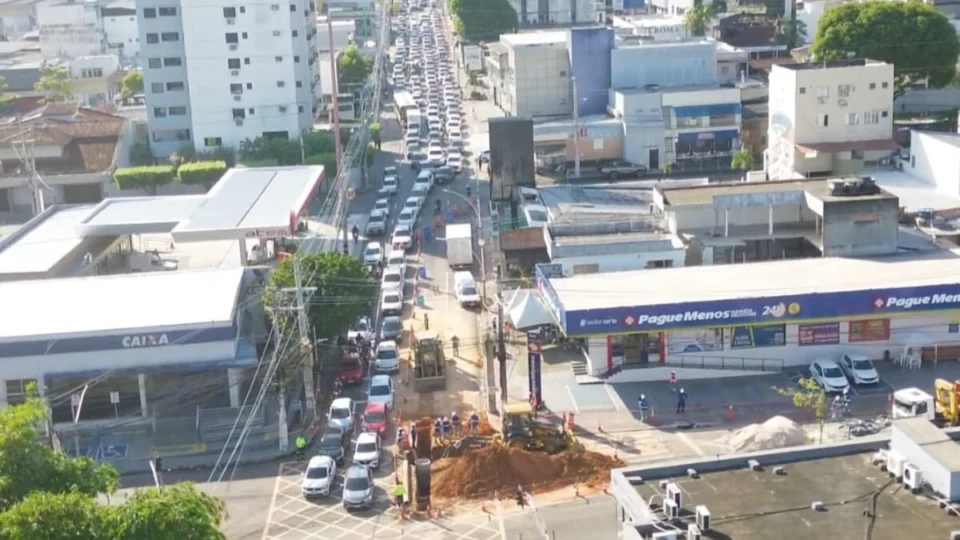 Cruzamento das vias Djalma Batista e João Valério é interditado para obras nesta quinta (27), em Manaus