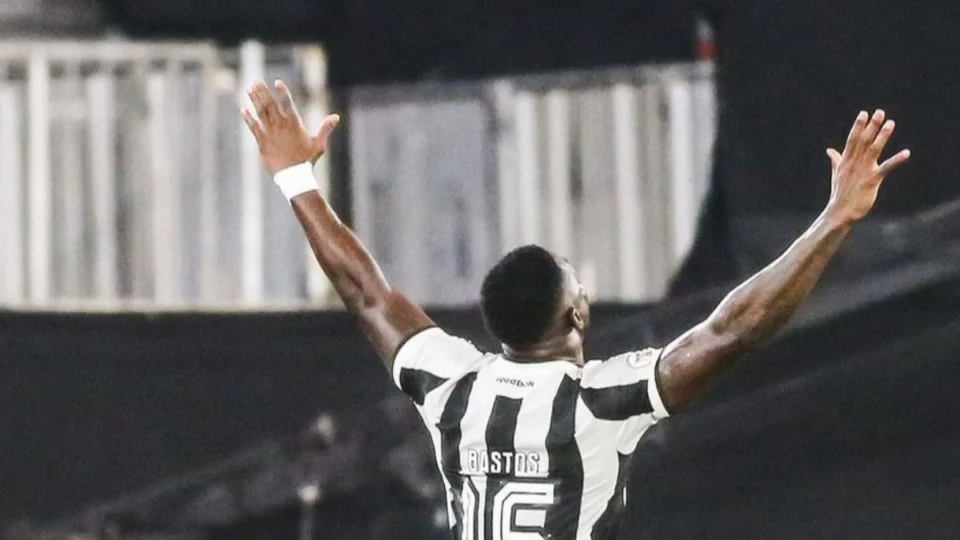 Fluminense passa por zoação do Botafogo após sequência