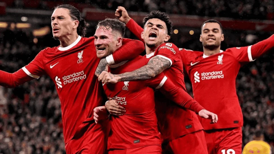 Tottenham x Liverpool na Copa da Liga Inglesa: onde assistir ao vivo?