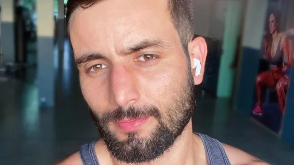 Ex-BBB Matteus se pronuncia sobre fraude de cota racial; veja