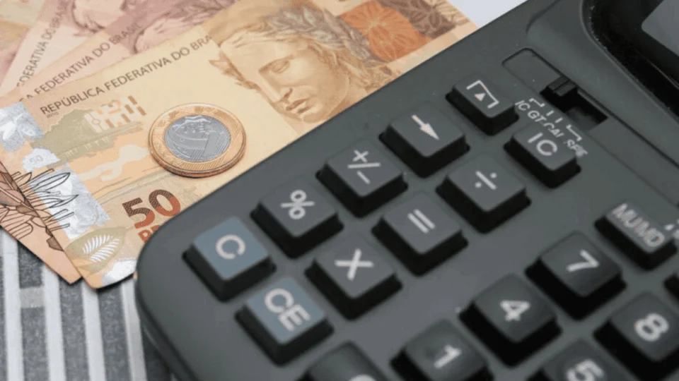 Mercado aumenta projeção do PIB para 2,09% em 2024