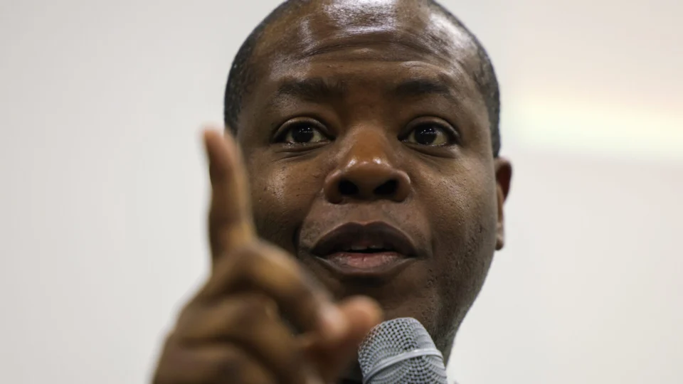 PL do aborto é a ‘materialização jurídica do ódio’, diz Silvio Almeida