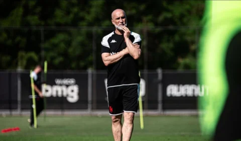 Confira imagens do treino do Vasco nesta segunda-feira (10)