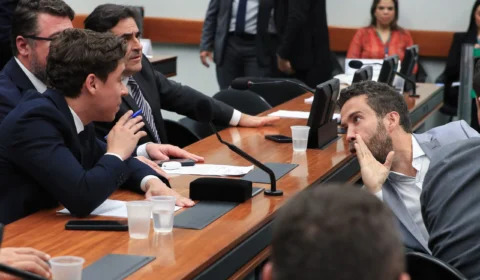 Nikolas: ‘Janones xingou minha honra’