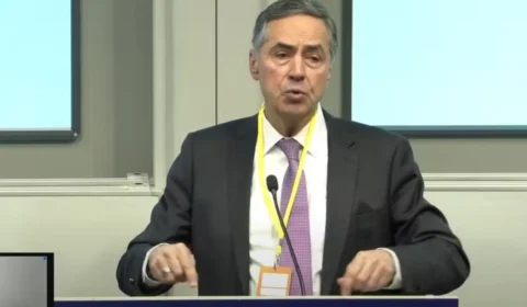 Barroso diz que é preciso fazer com que mentir ‘volte a ser errado’