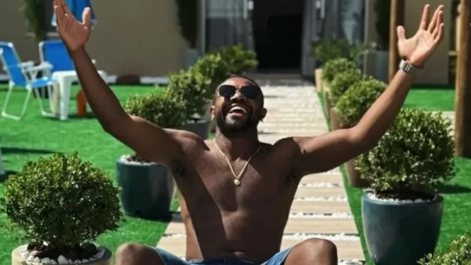 Davi revela o que fez com dinheiro do BBB 24 e ostenta imóveis, carros e viagens